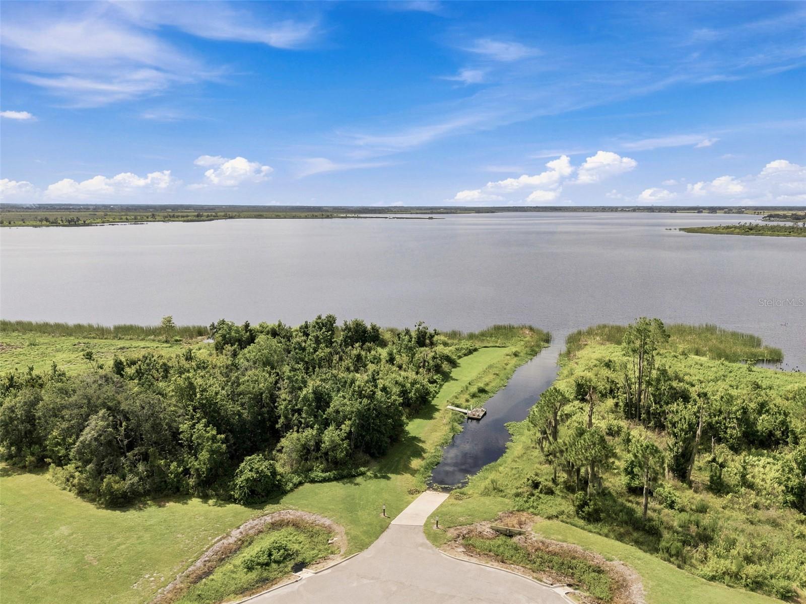 3210 Great Heron Loop Property Photo 32