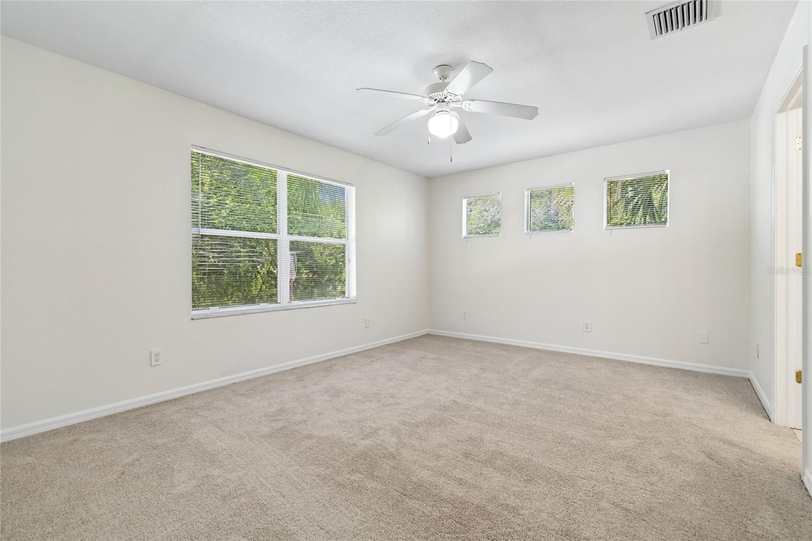 10925 Winter Crest Dr Property Photo 23