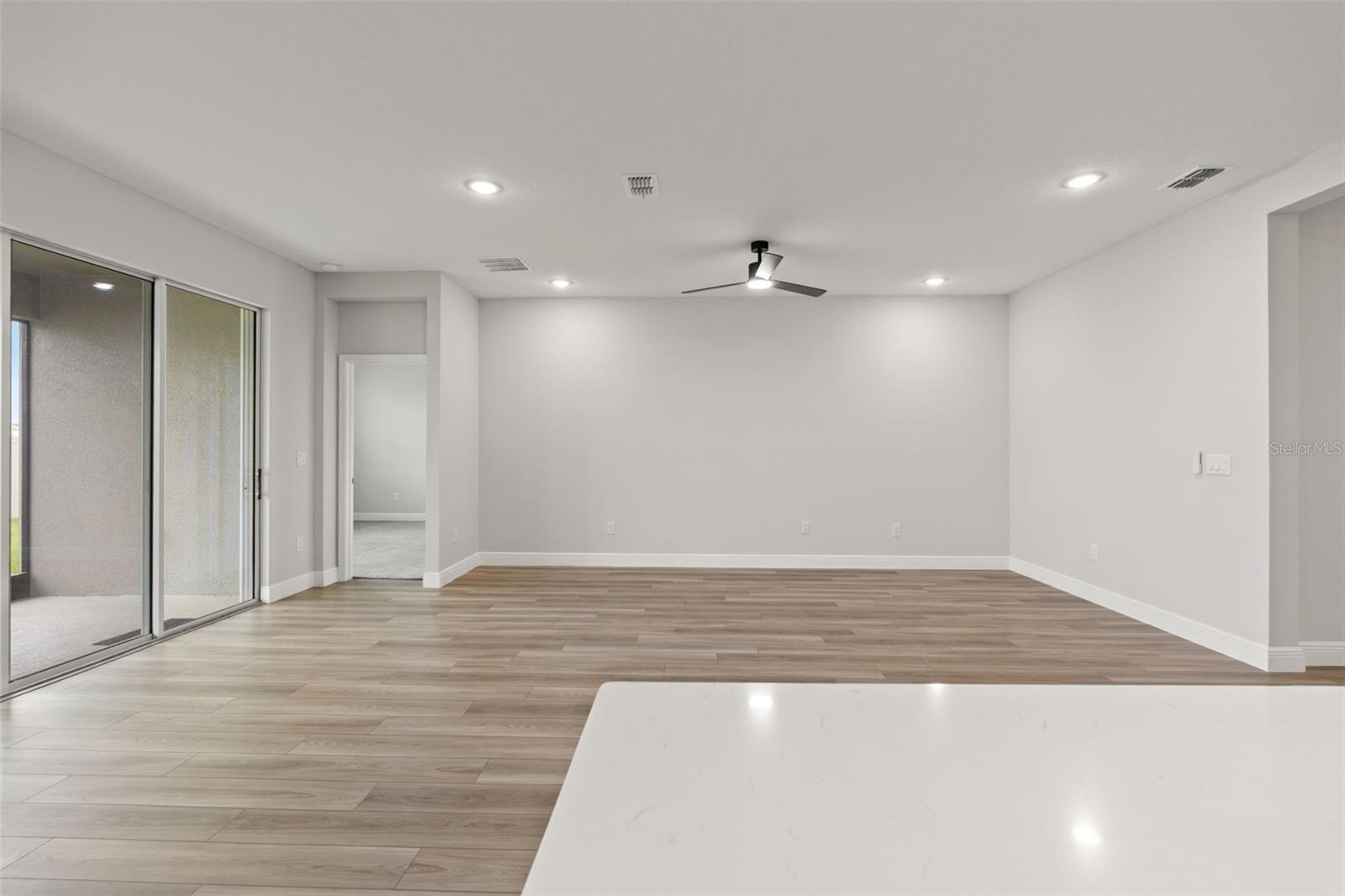 10412 Fieldstone Myrtle Way Property Photo 23