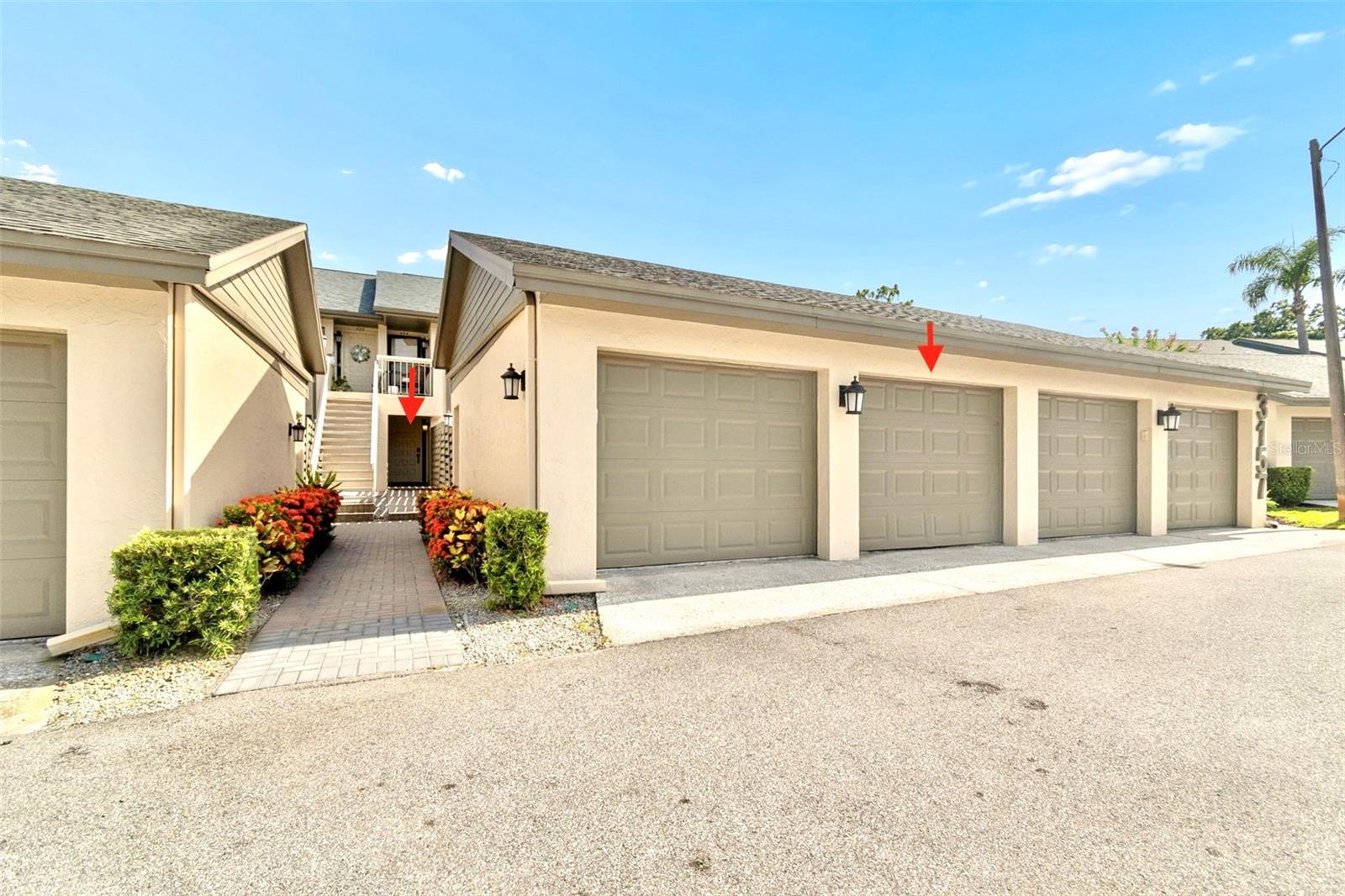 3157 LANDMARK DR #414 Property Photo 1