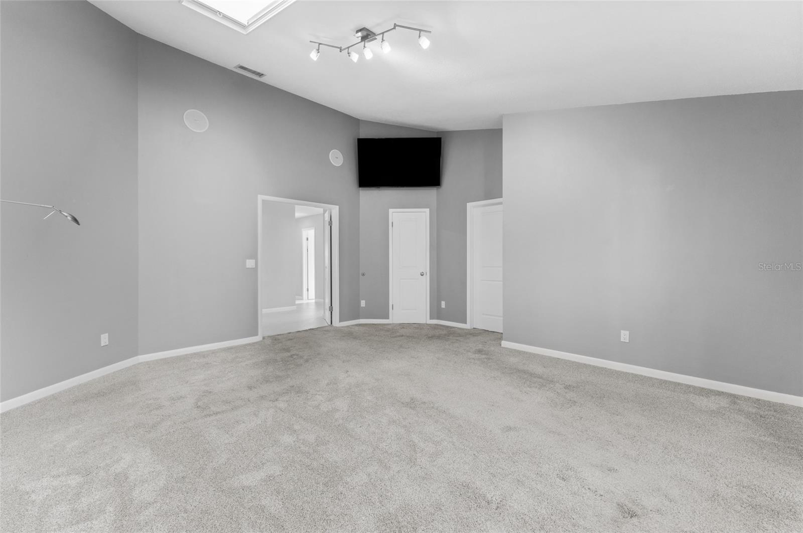 2708 W Osborne Ave Property Photo 50