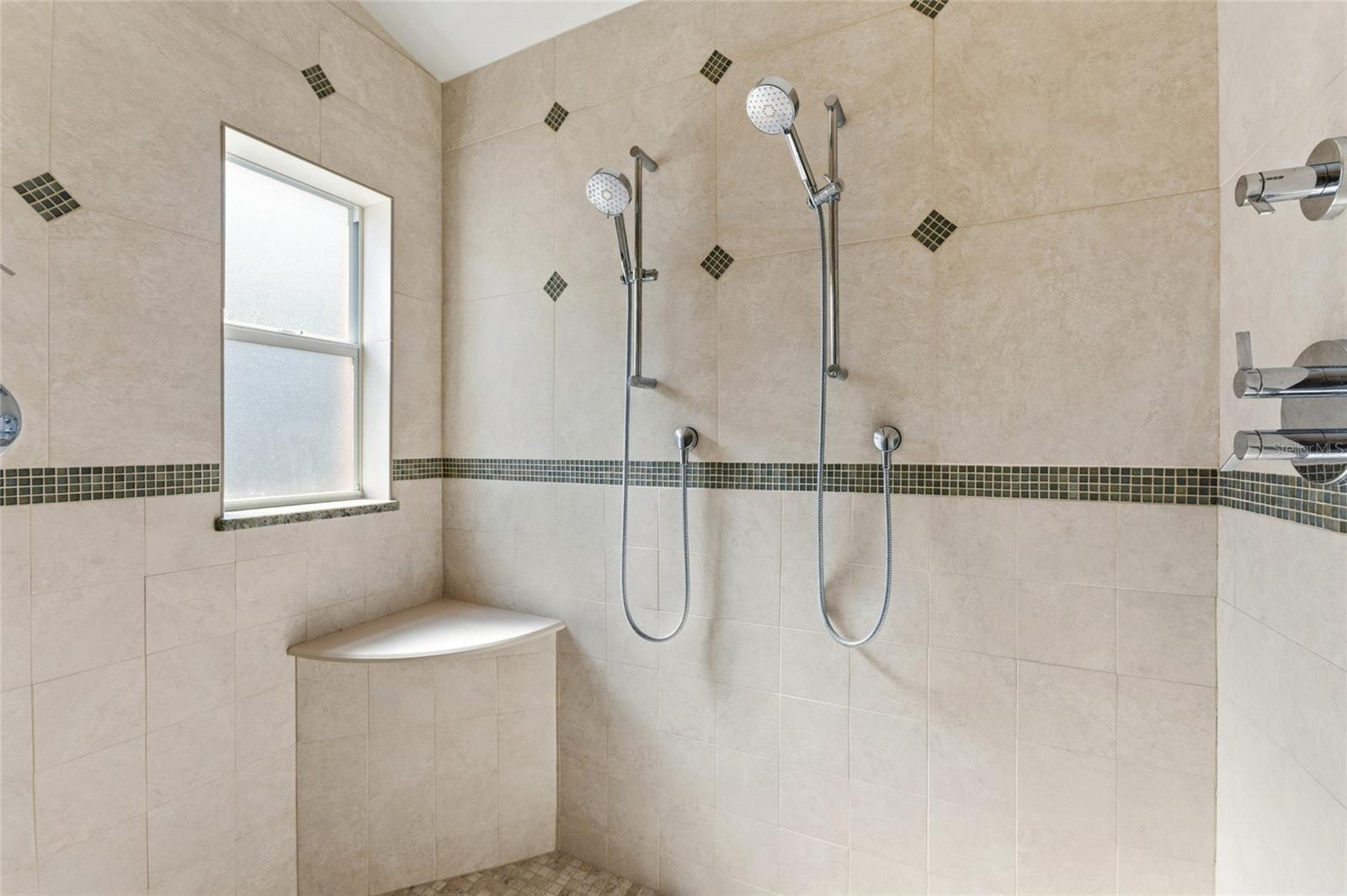 2708 W Osborne Ave Property Photo 54