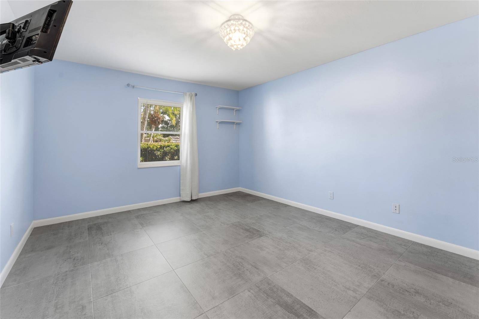 2708 W Osborne Ave Property Photo 60