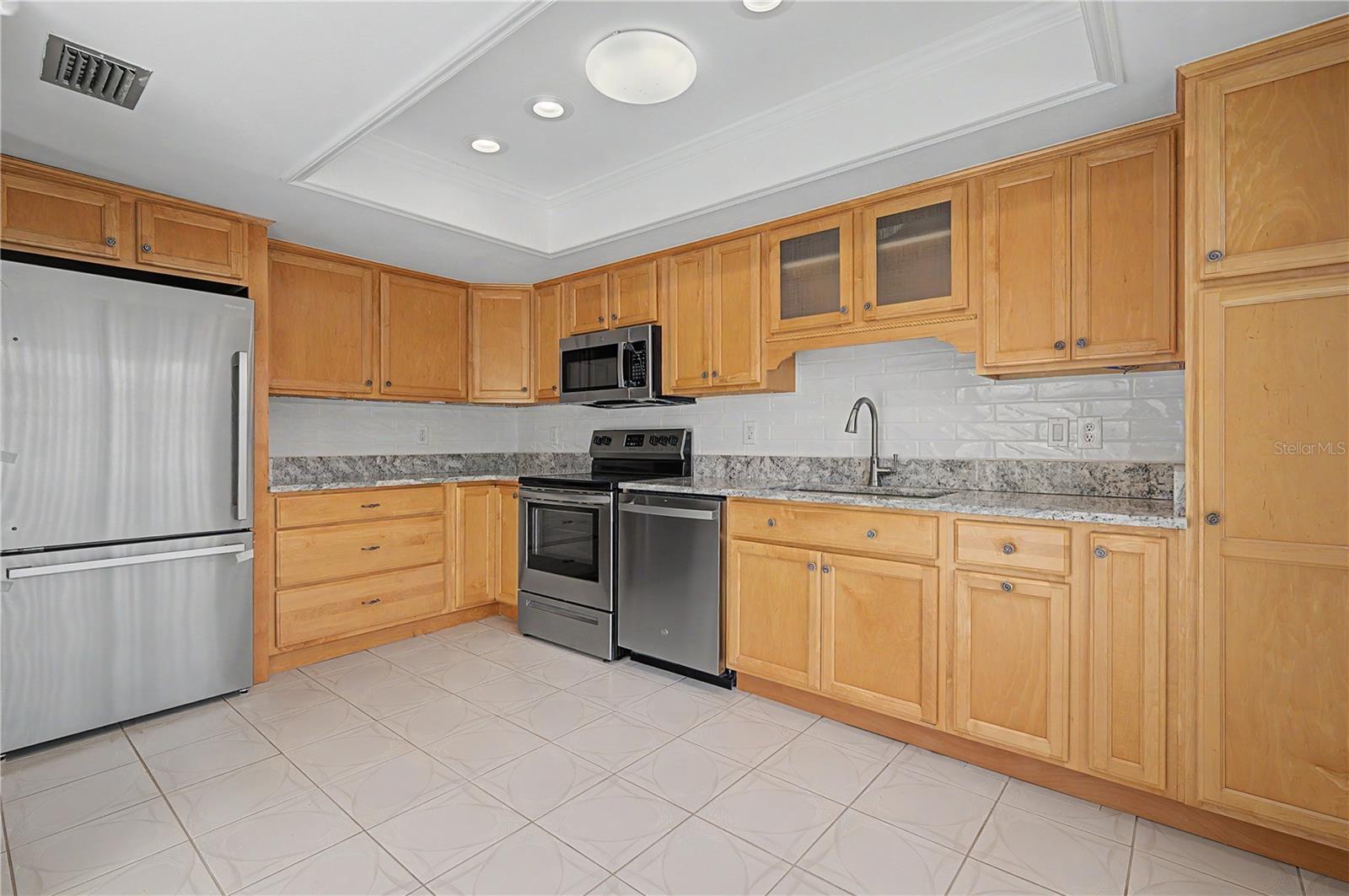 75 Poole Pl Property Photo 8