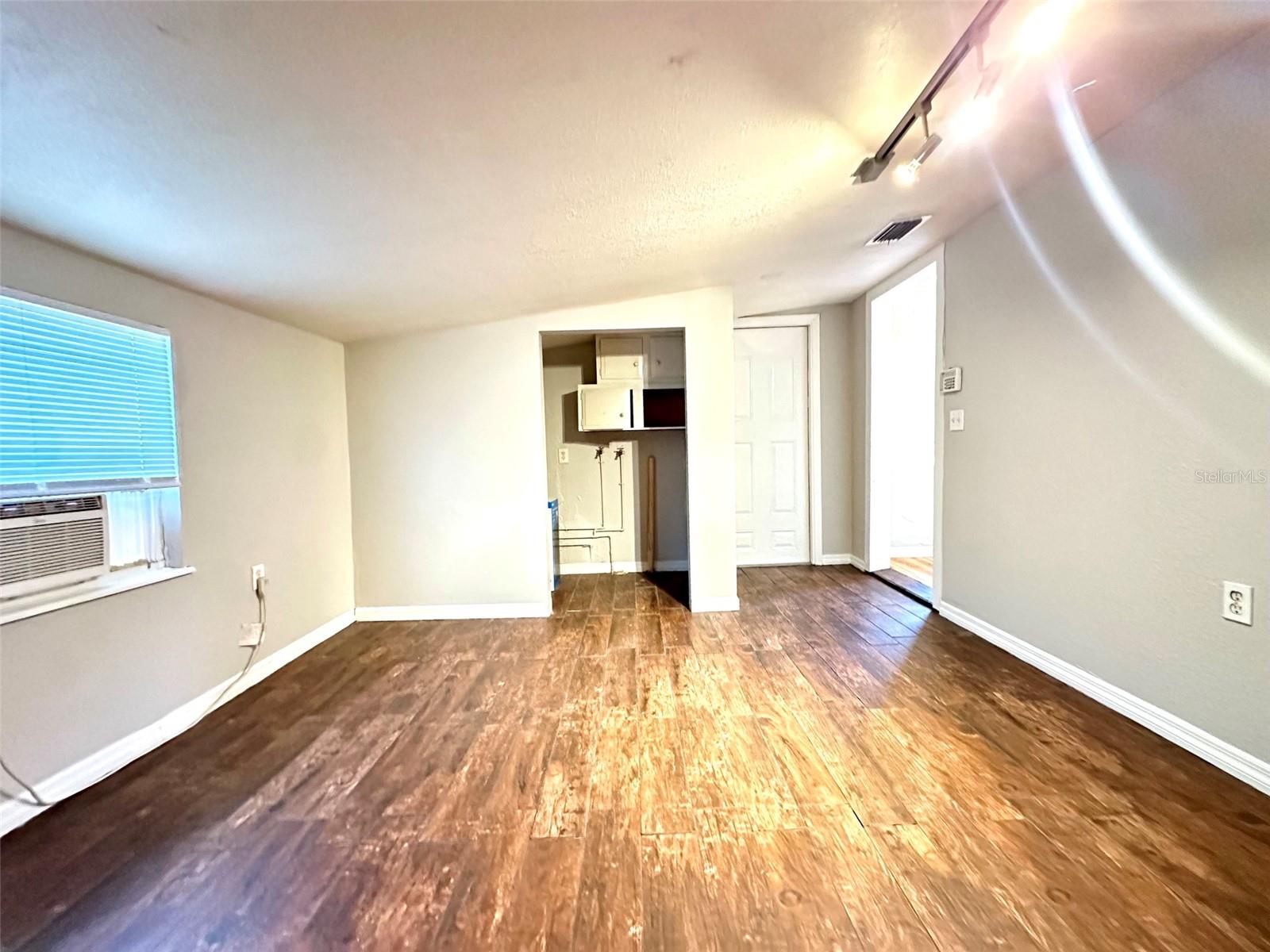 4111 28th St N Property Photo 5