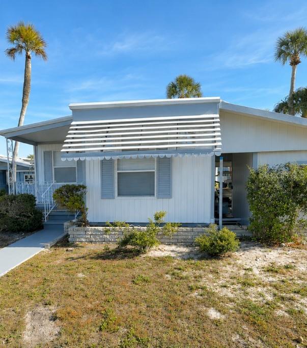 4851 W GANDY BLVD #B7L27 Property Photo 1