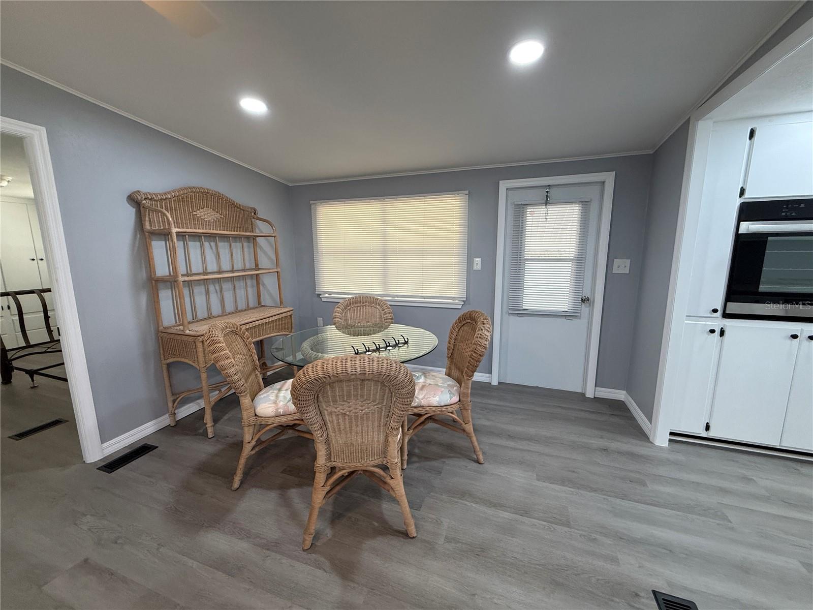 4851 W Gandy Blvd #b7l27 Property Photo 6