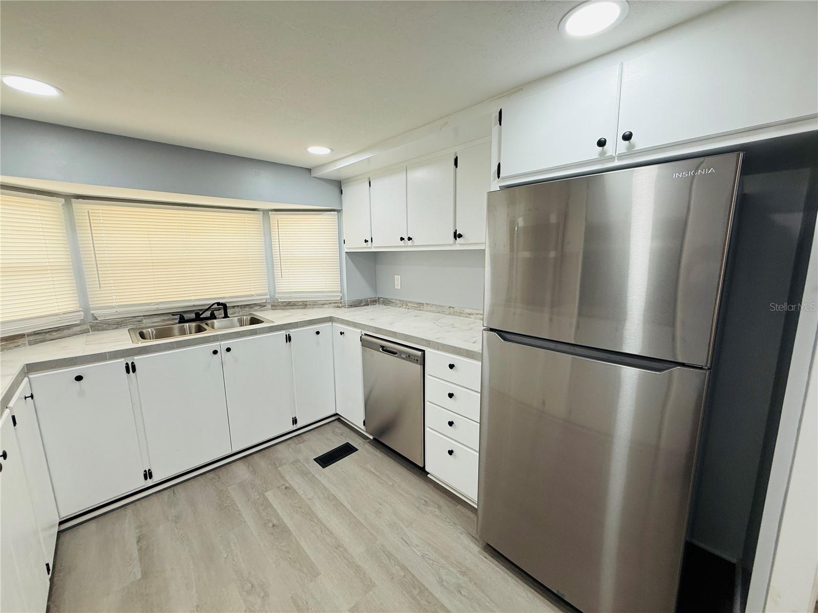 4851 W Gandy Blvd #b7l27 Property Photo 10