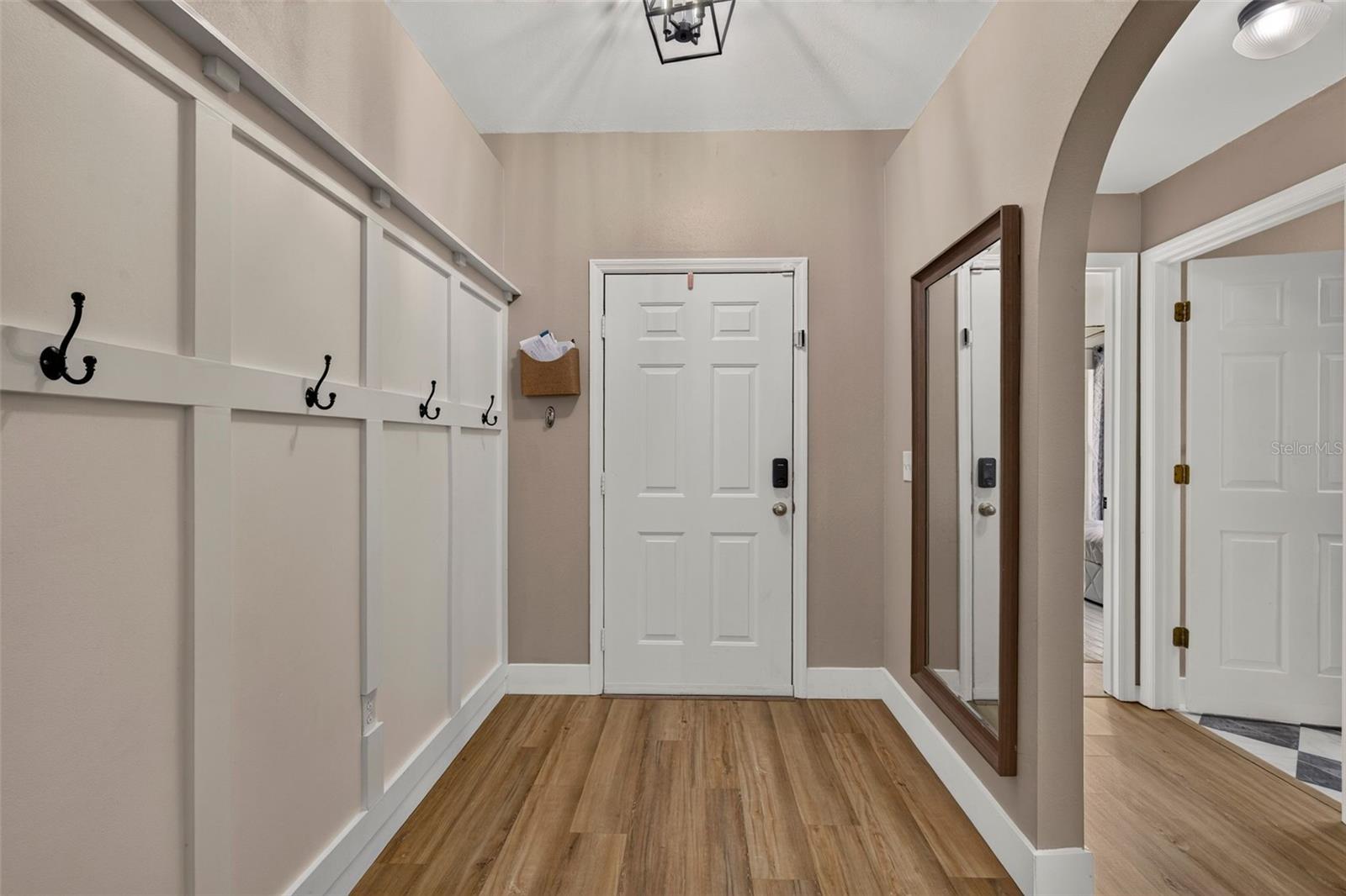 31806 Loch Aline Dr Property Photo 7