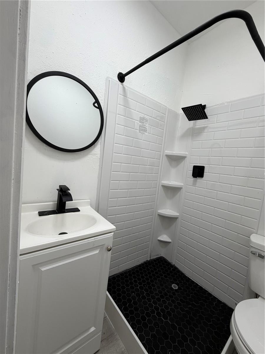 1505 N Orange St Property Photo 14