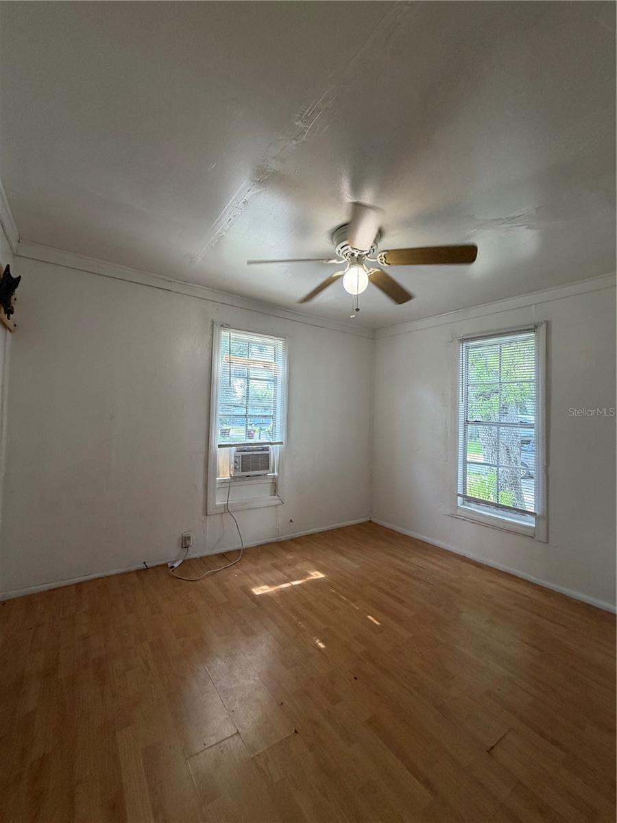1505 N Orange St Property Photo 22