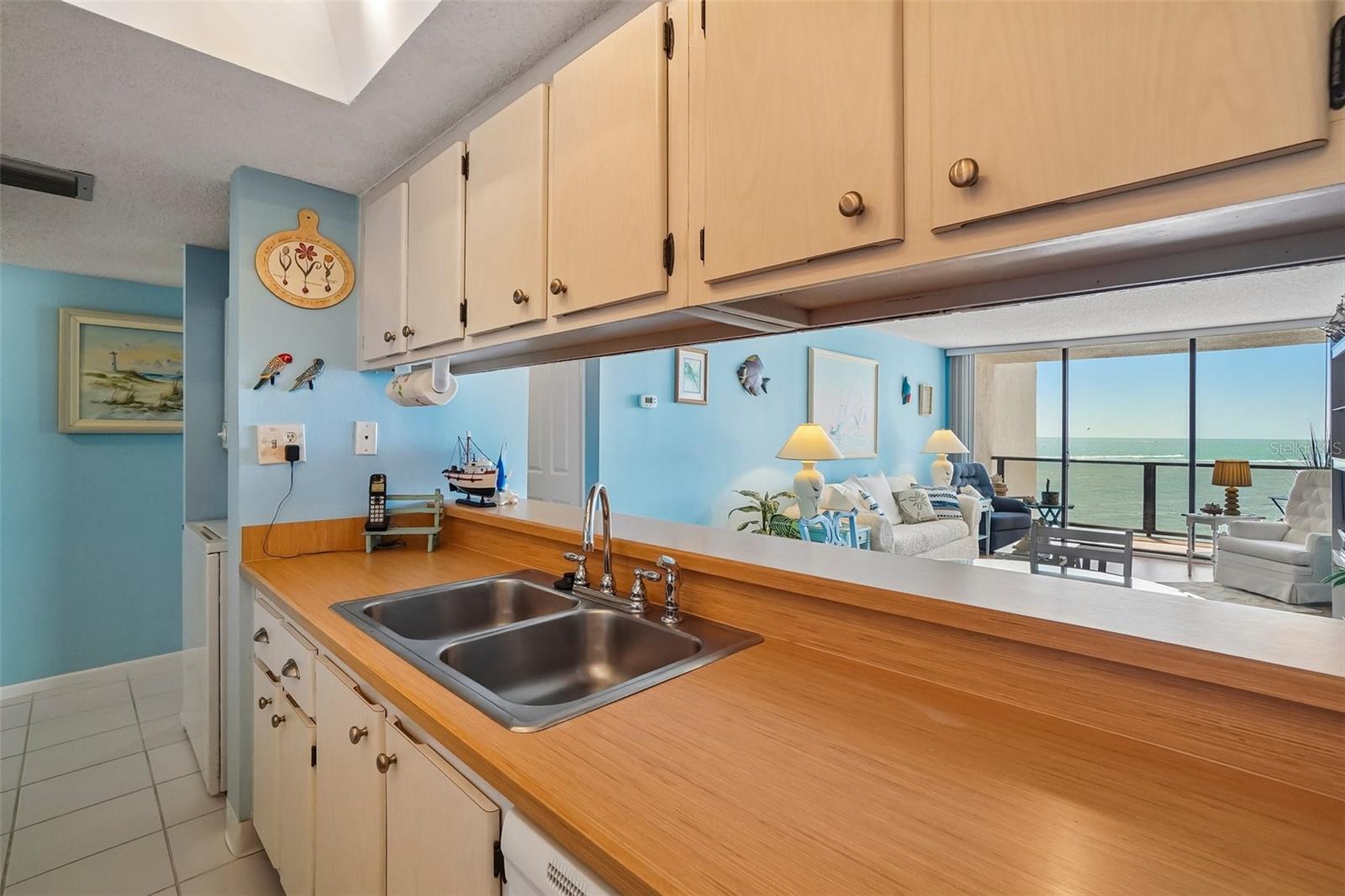 450 S Gulfview Blvd #605 Property Photo 12