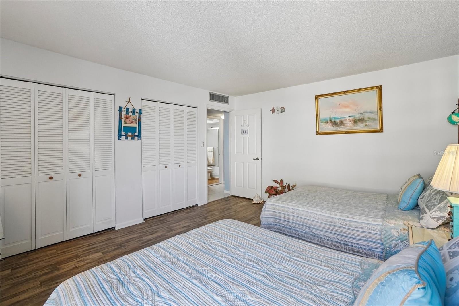450 S Gulfview Blvd #605 Property Photo 23
