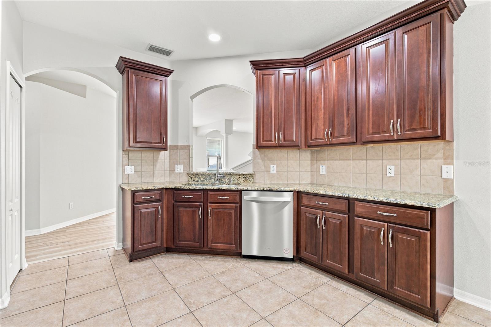 7806 Grasmere Dr Property Photo 10
