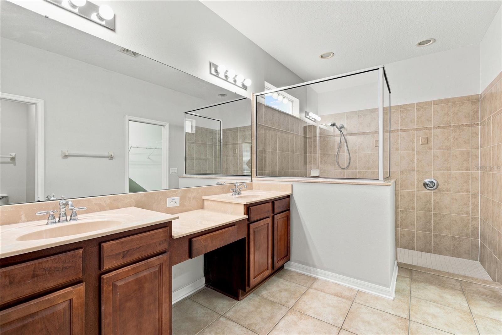 7806 Grasmere Dr Property Photo 16