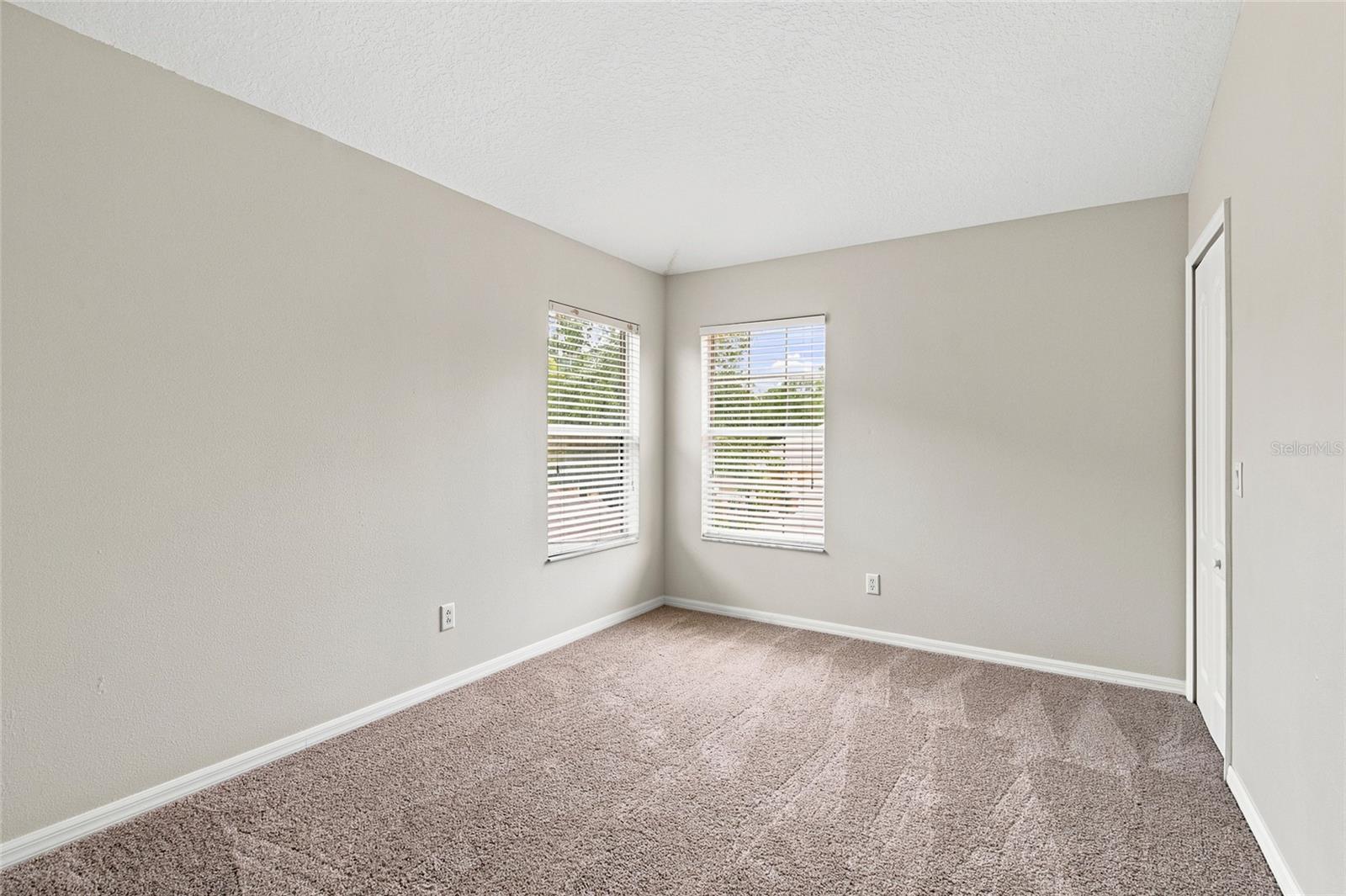 7806 Grasmere Dr Property Photo 29