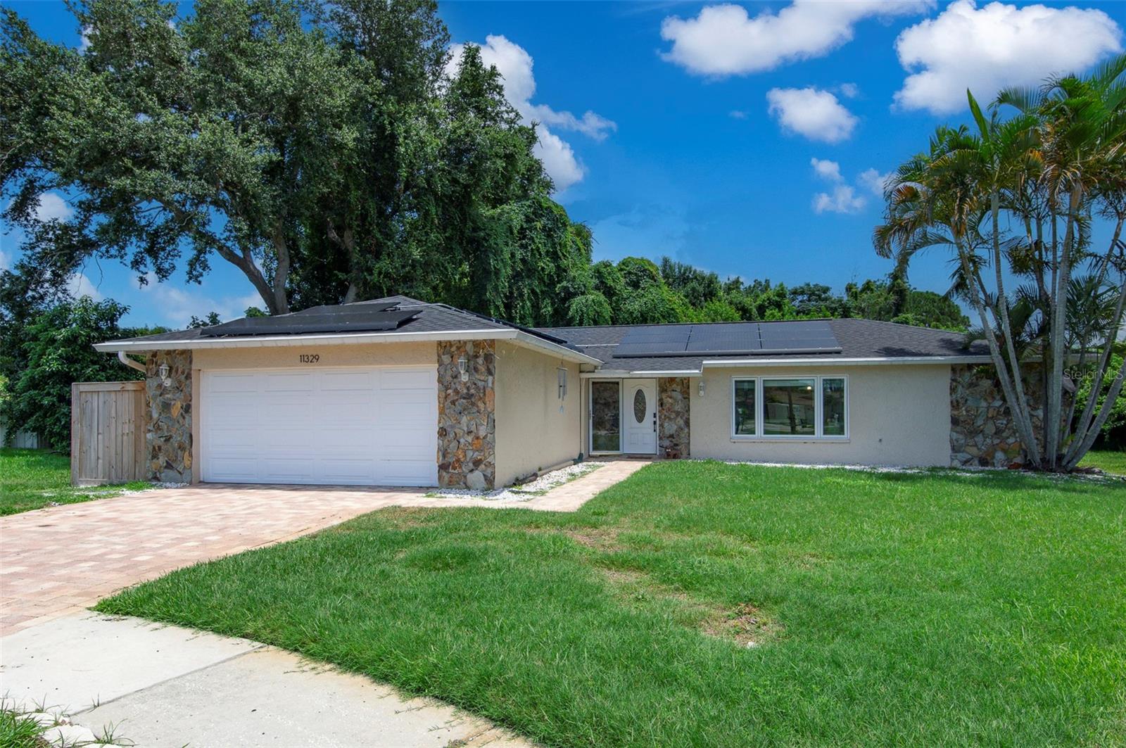 11329 110th Ct Property Photo 1