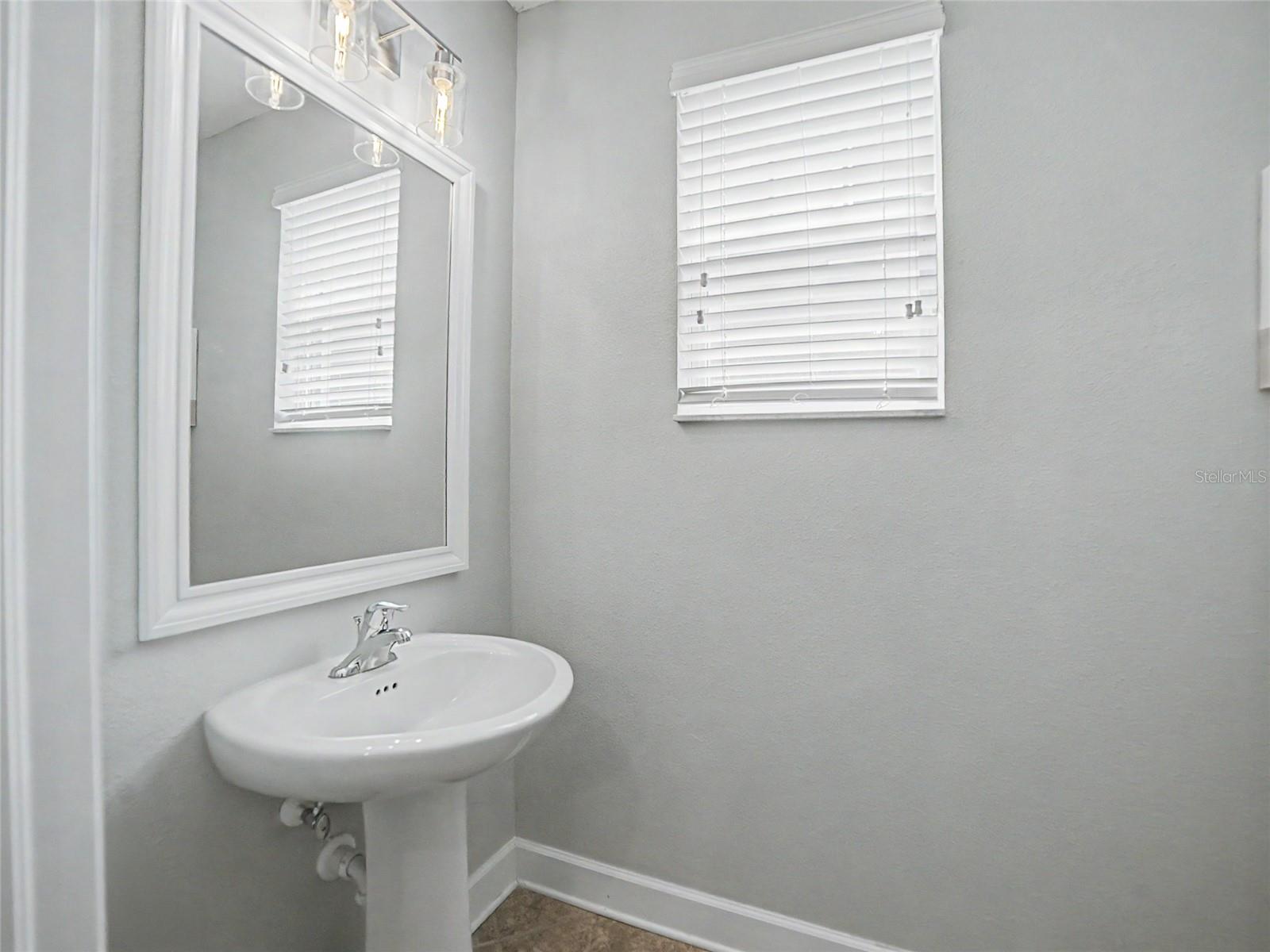 16910 Dorman Rd Property Photo 7