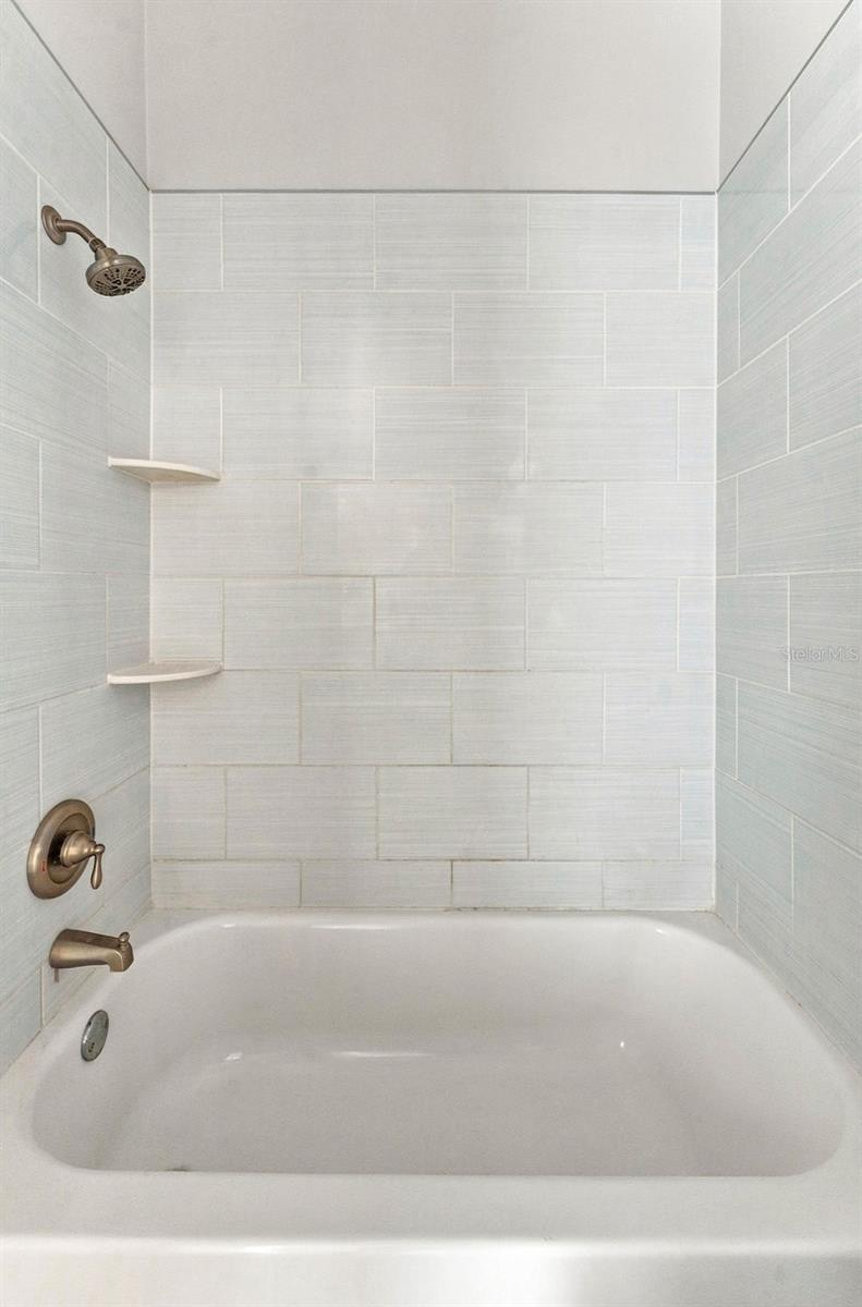 11220 Windsor Place Cir Property Photo 27