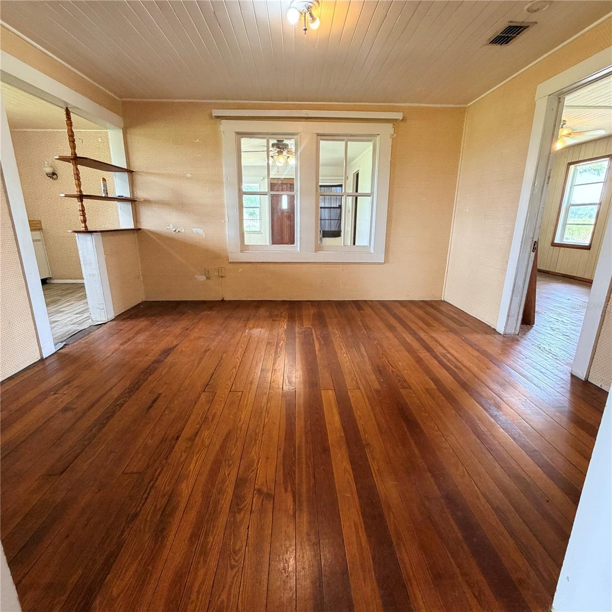 15016 Scant St Property Photo 5