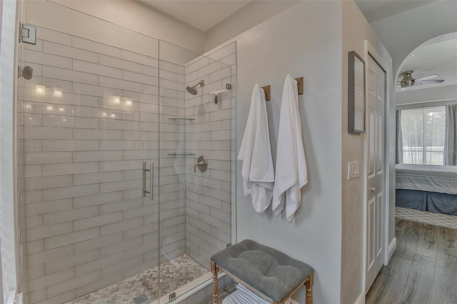 8706 Linebrook Dr Property Photo 22
