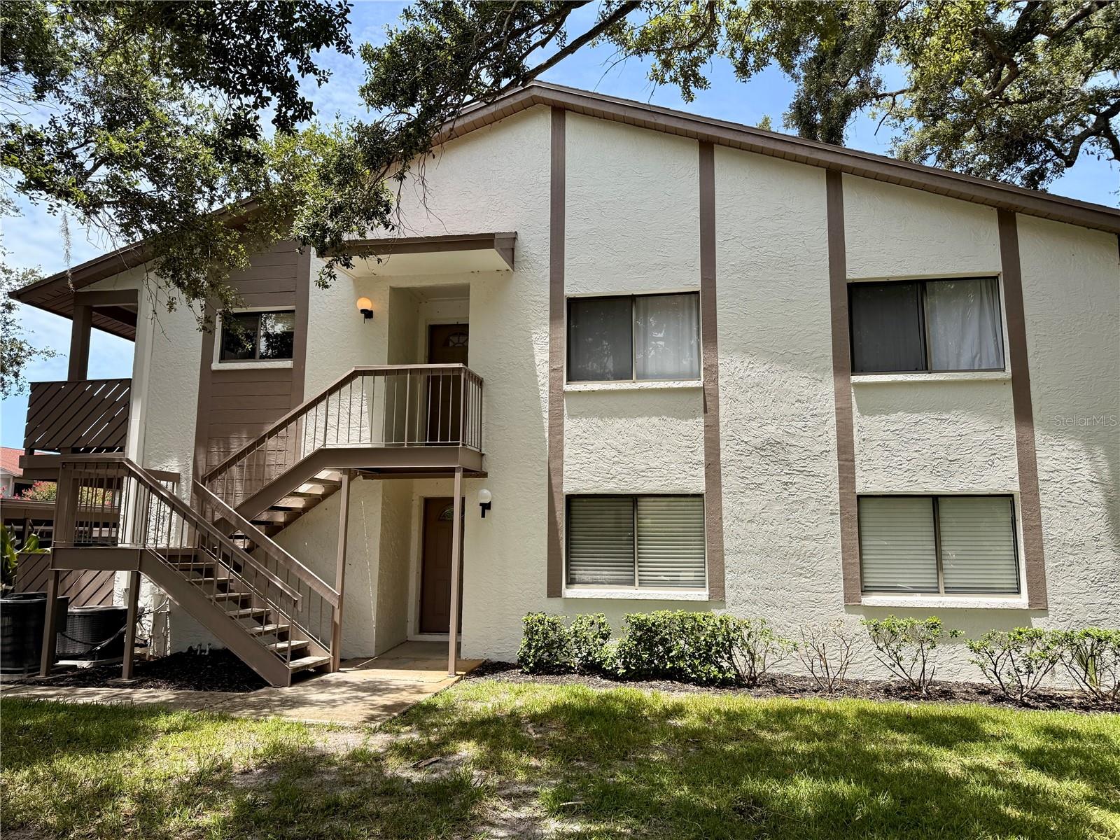 2363 Flanders Way #d Property Photo 32