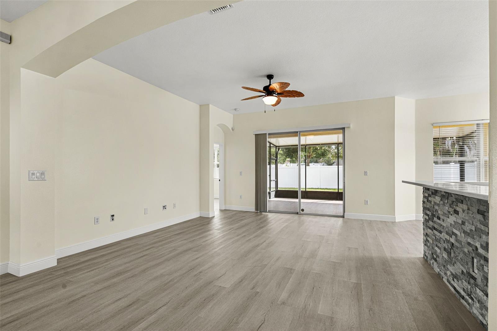 12720 Whitney Meadow Way Property Photo 10