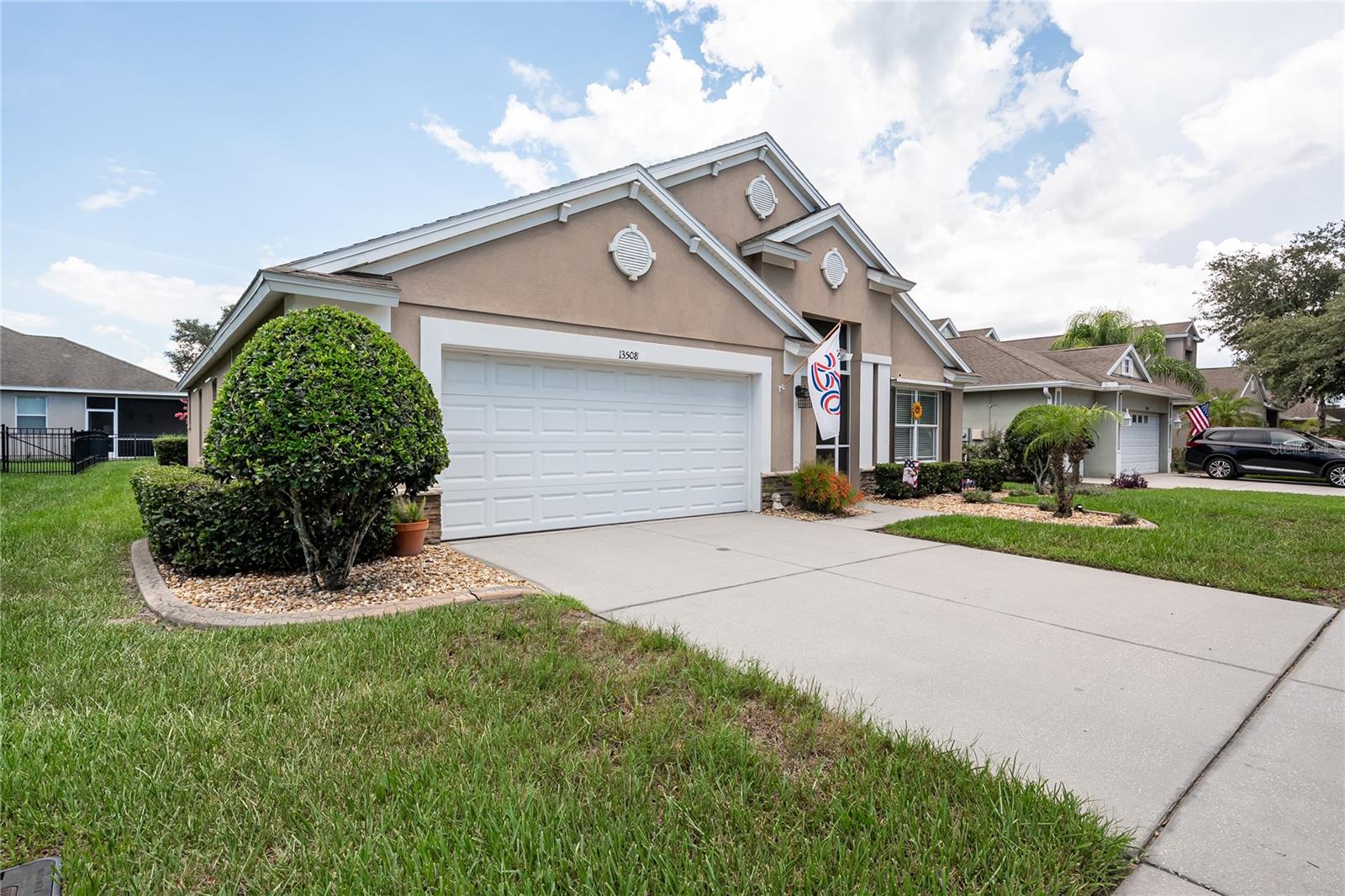 13508 Meadow Golf Ave Property Photo 2