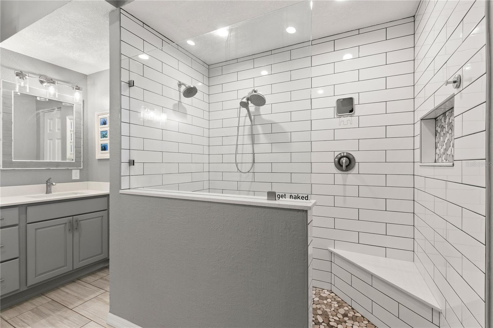 2376 Hanover Dr Property Photo 25