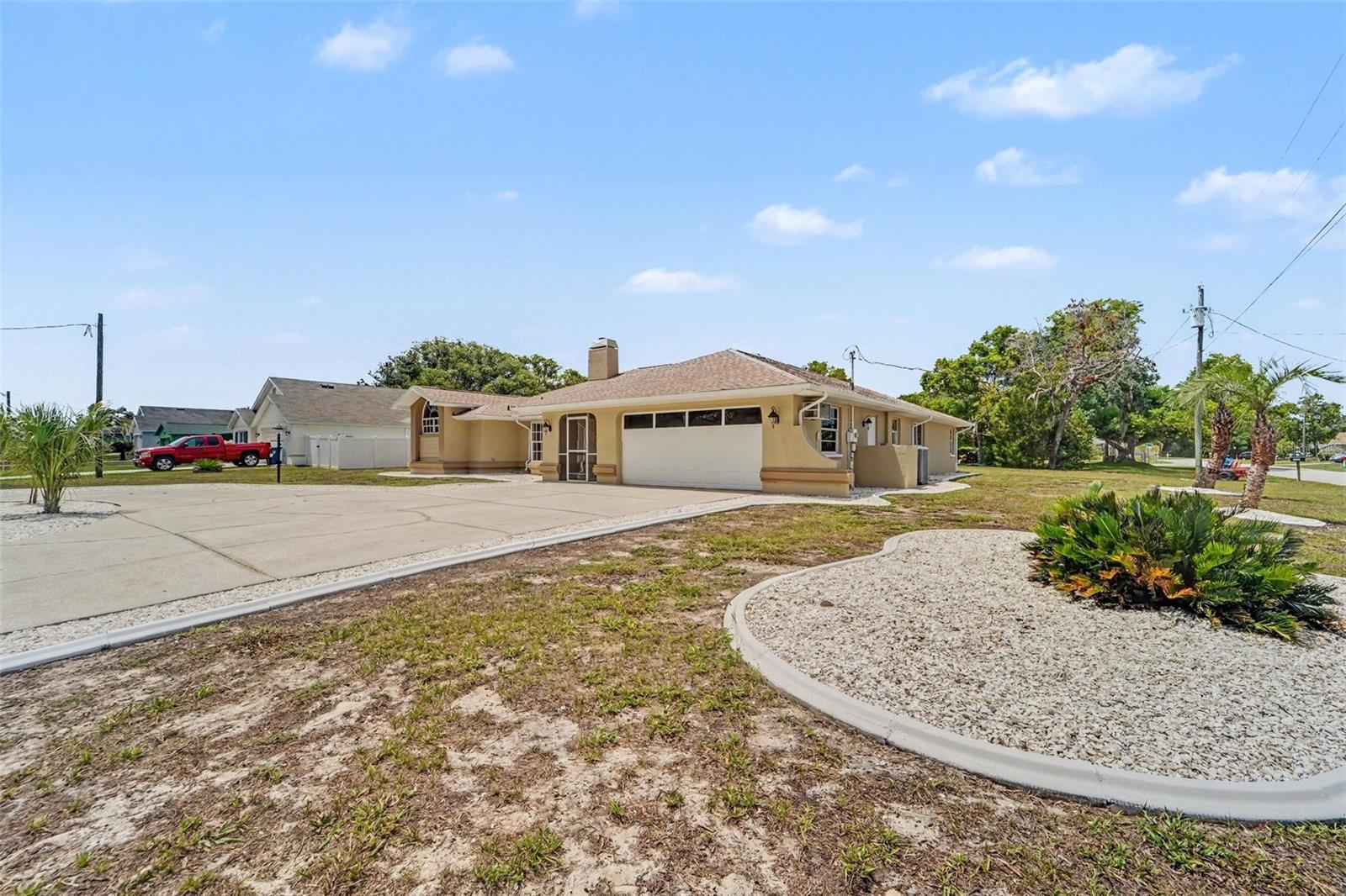 8500 Bay Dr Property Photo 4