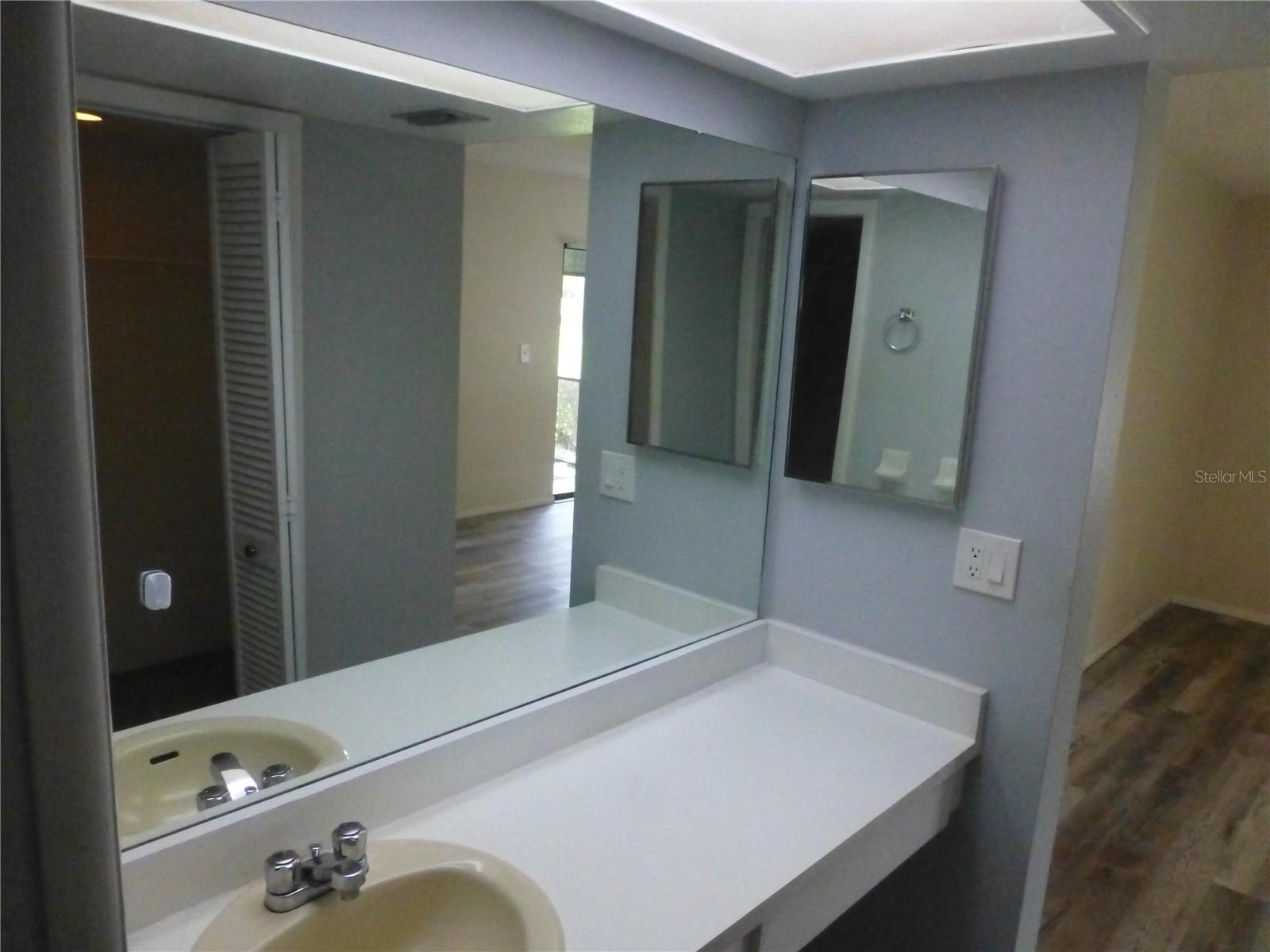 119 Lakeside Dr #119 Property Photo 11