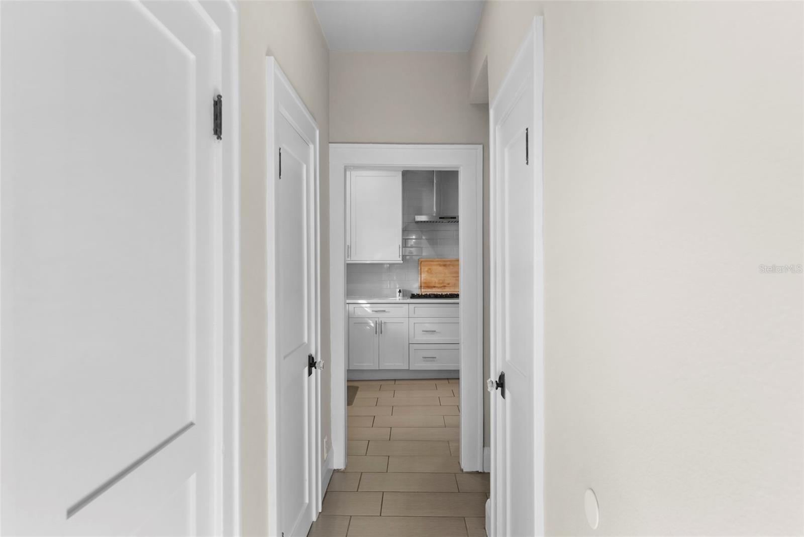 2943 W Bayshore Ct Property Photo 14