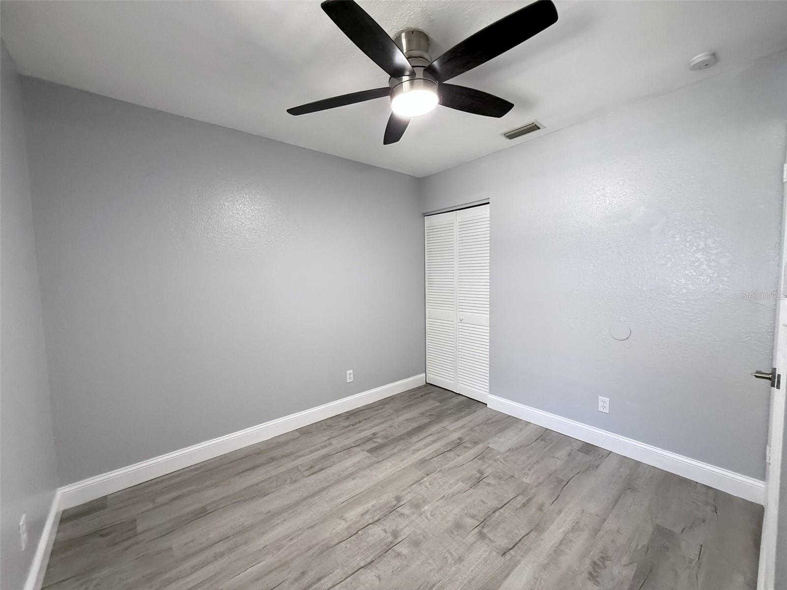 1231 Illinois Ave #1 Property Photo 17