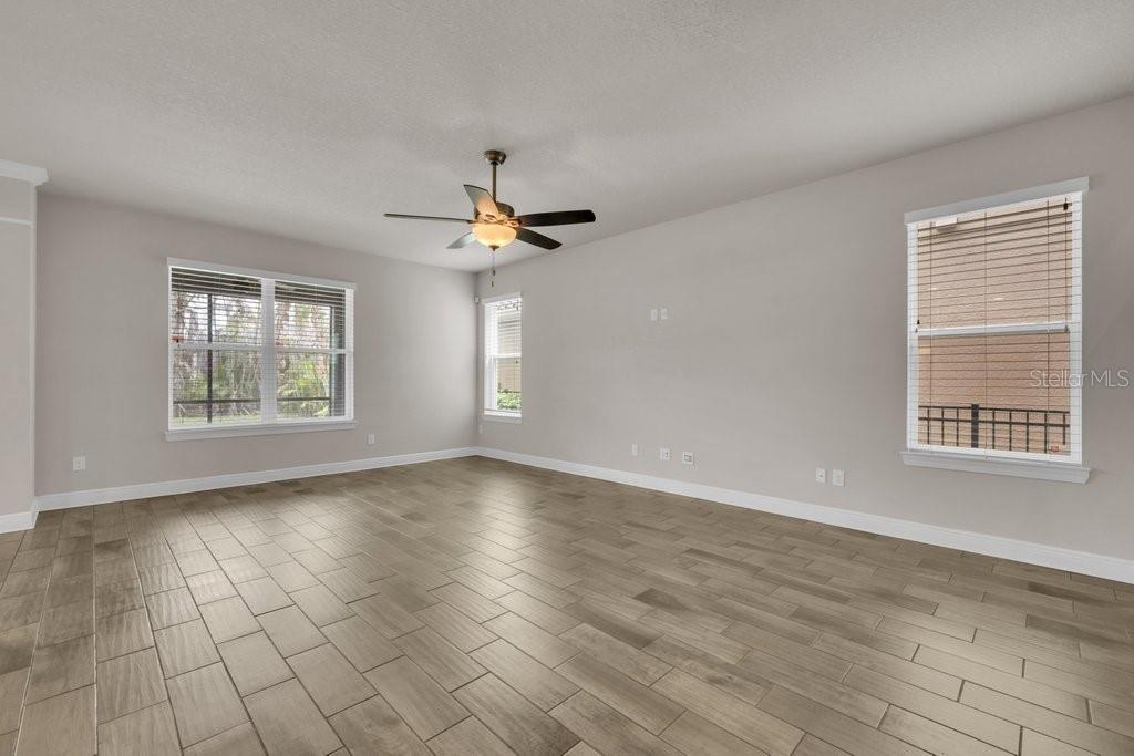 14306 Barrington Stowers Dr Property Photo 9