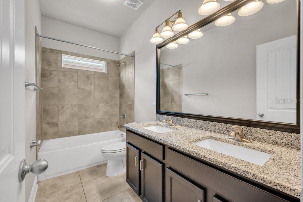 14306 Barrington Stowers Dr Property Photo 20
