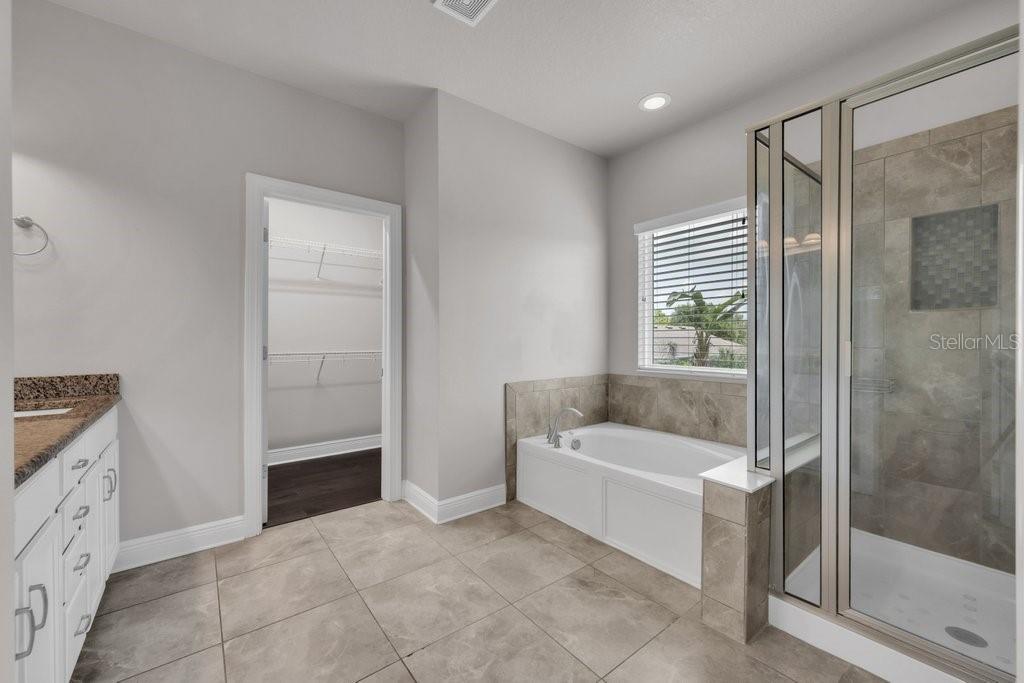 14306 Barrington Stowers Dr Property Photo 28