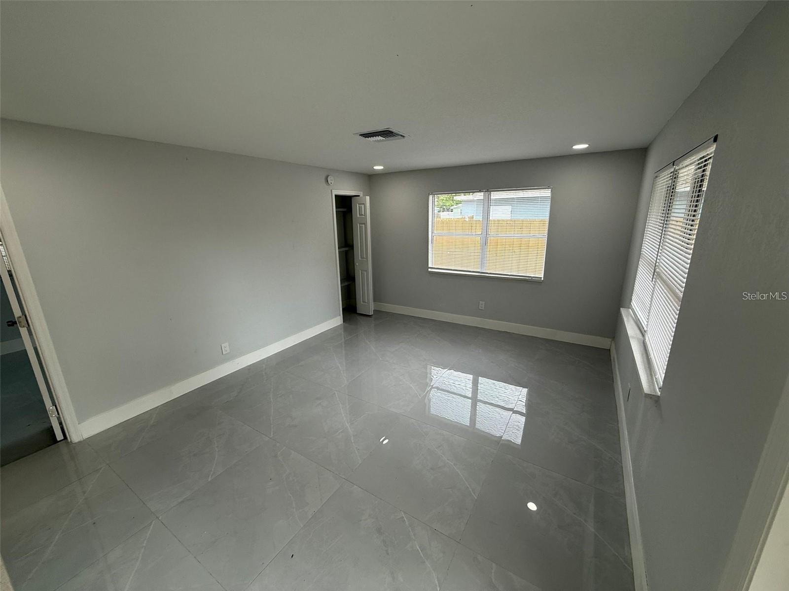 427 40th Ave S Property Photo 17