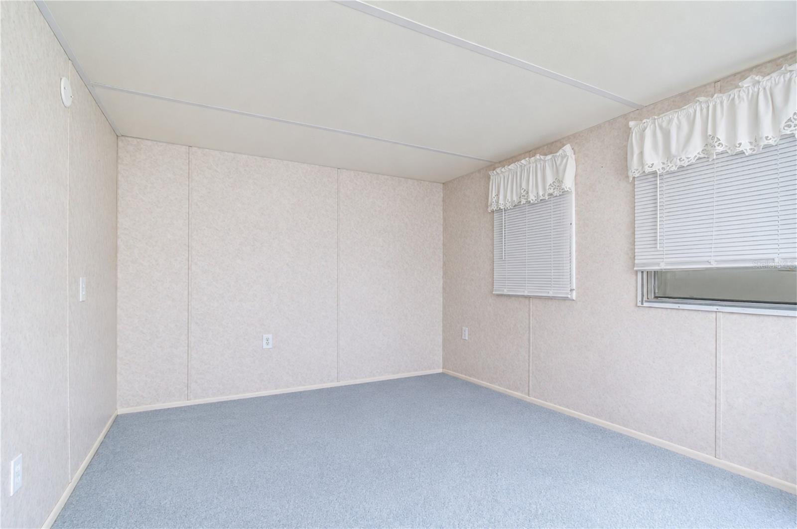 37344 Hammond Dr Property Photo 6