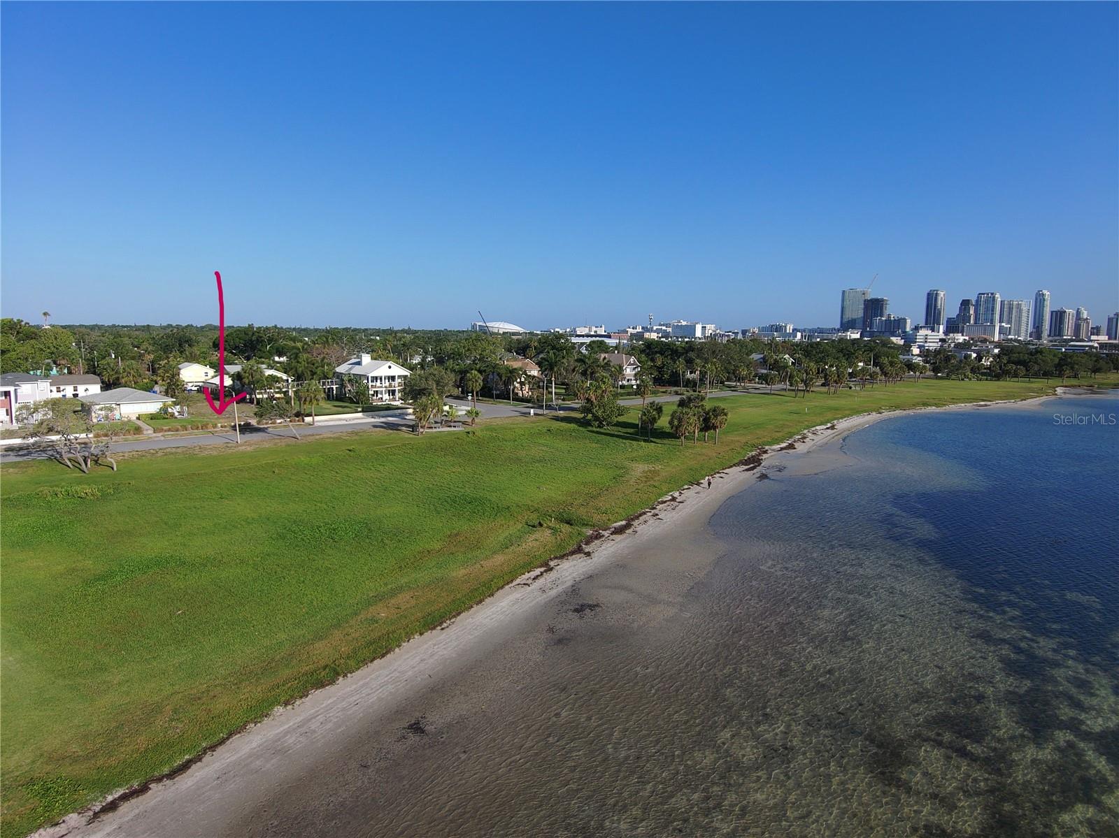 1817 Beach Dr Se Property Photo 6