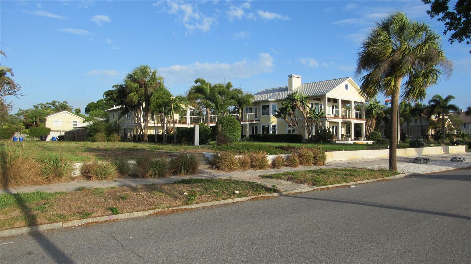 1817 Beach Dr Se Property Photo 10
