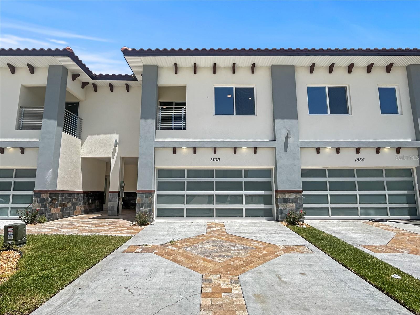 1839 Brentwood Ct Property Photo 1