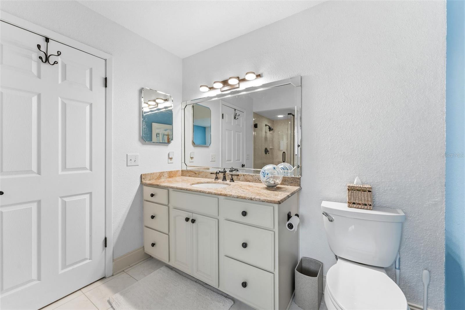 3460 Countryside Blvd #66 Property Photo 15