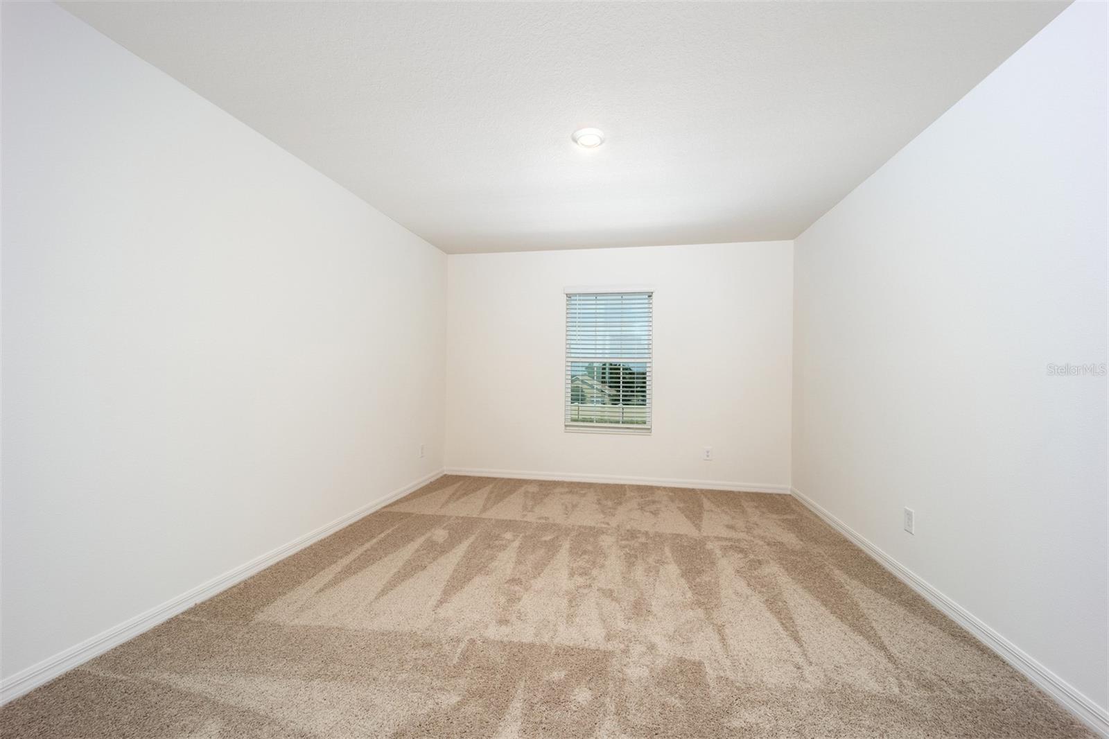 709 Poppy Ln Property Photo 14