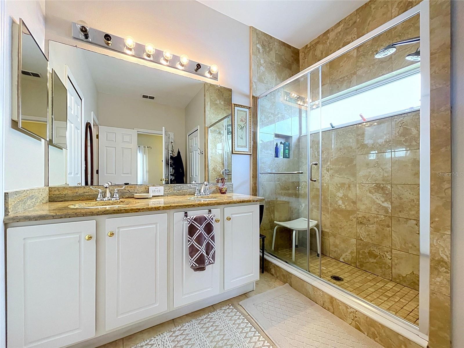 27544 Breakers Dr Property Photo 24
