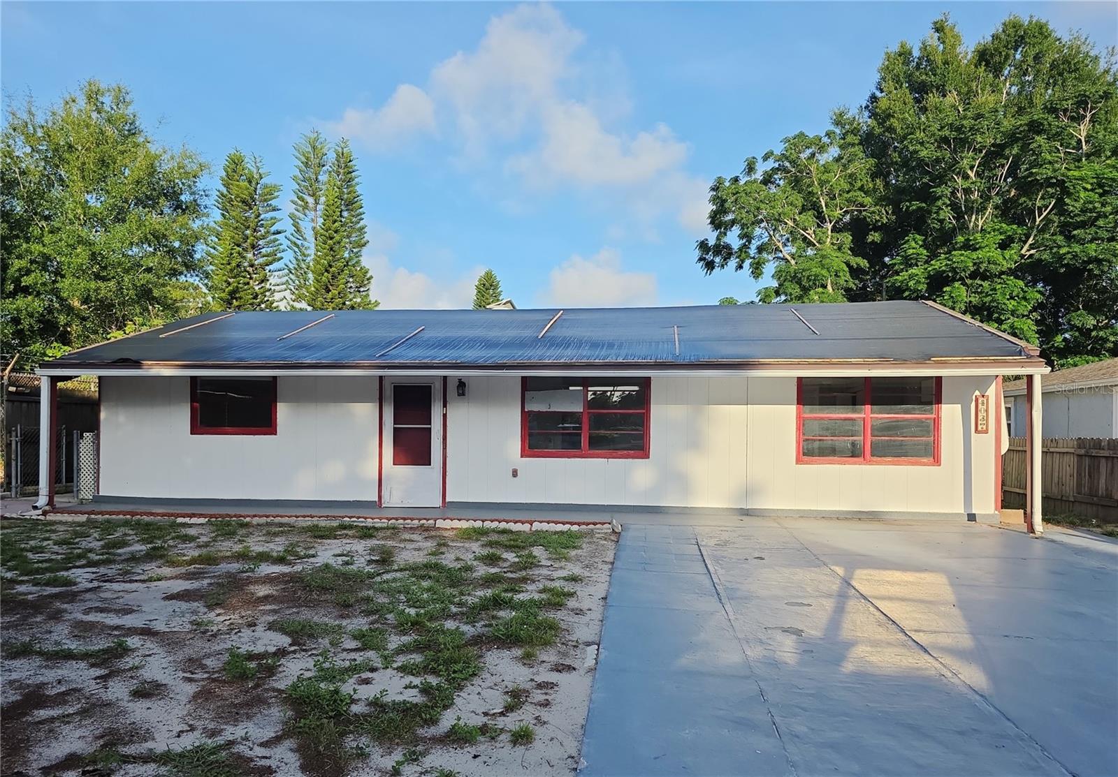 4037 Las Vegas Dr Property Photo 1