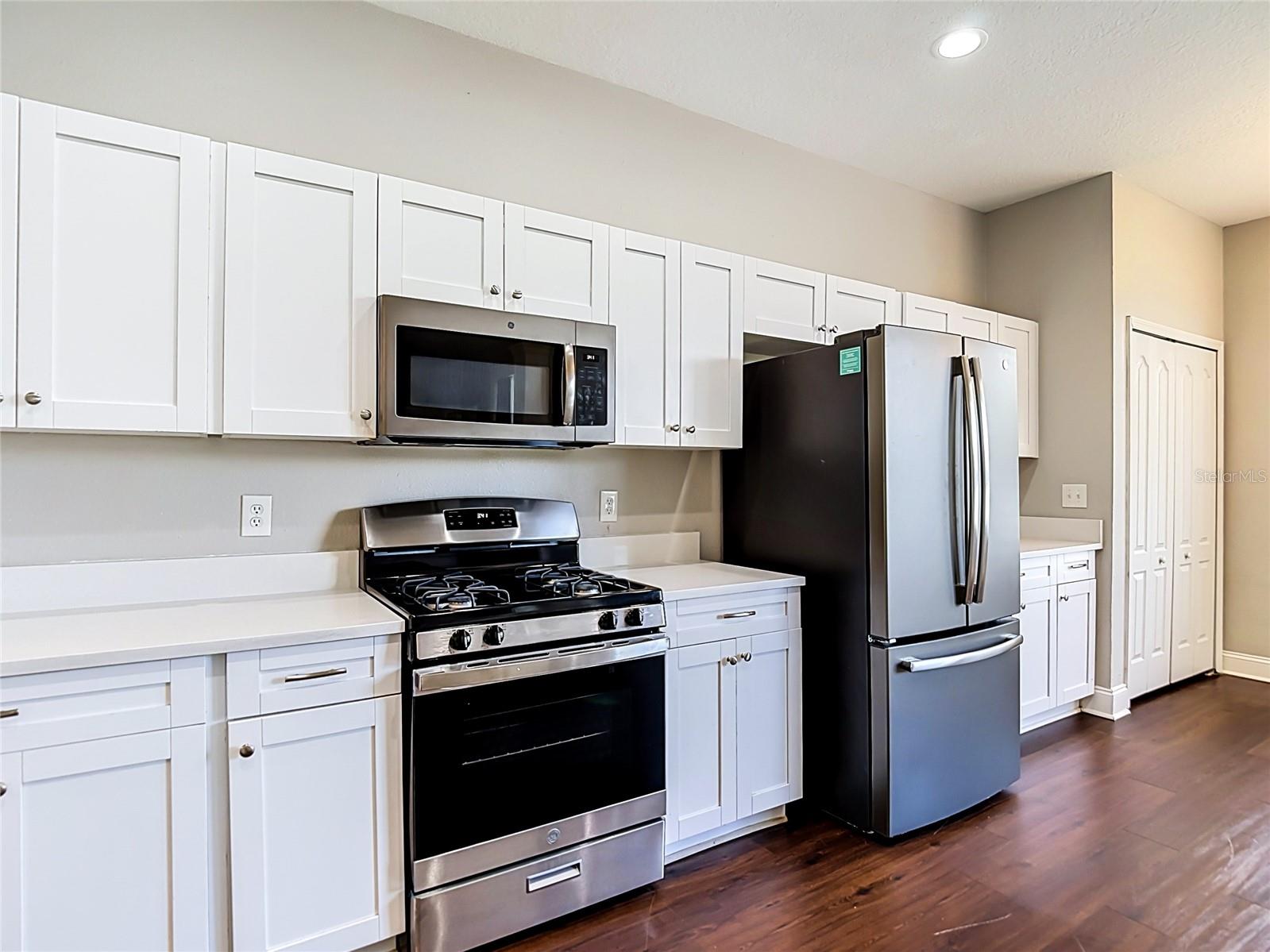 10739 Eveningwood Ct Property Photo 6