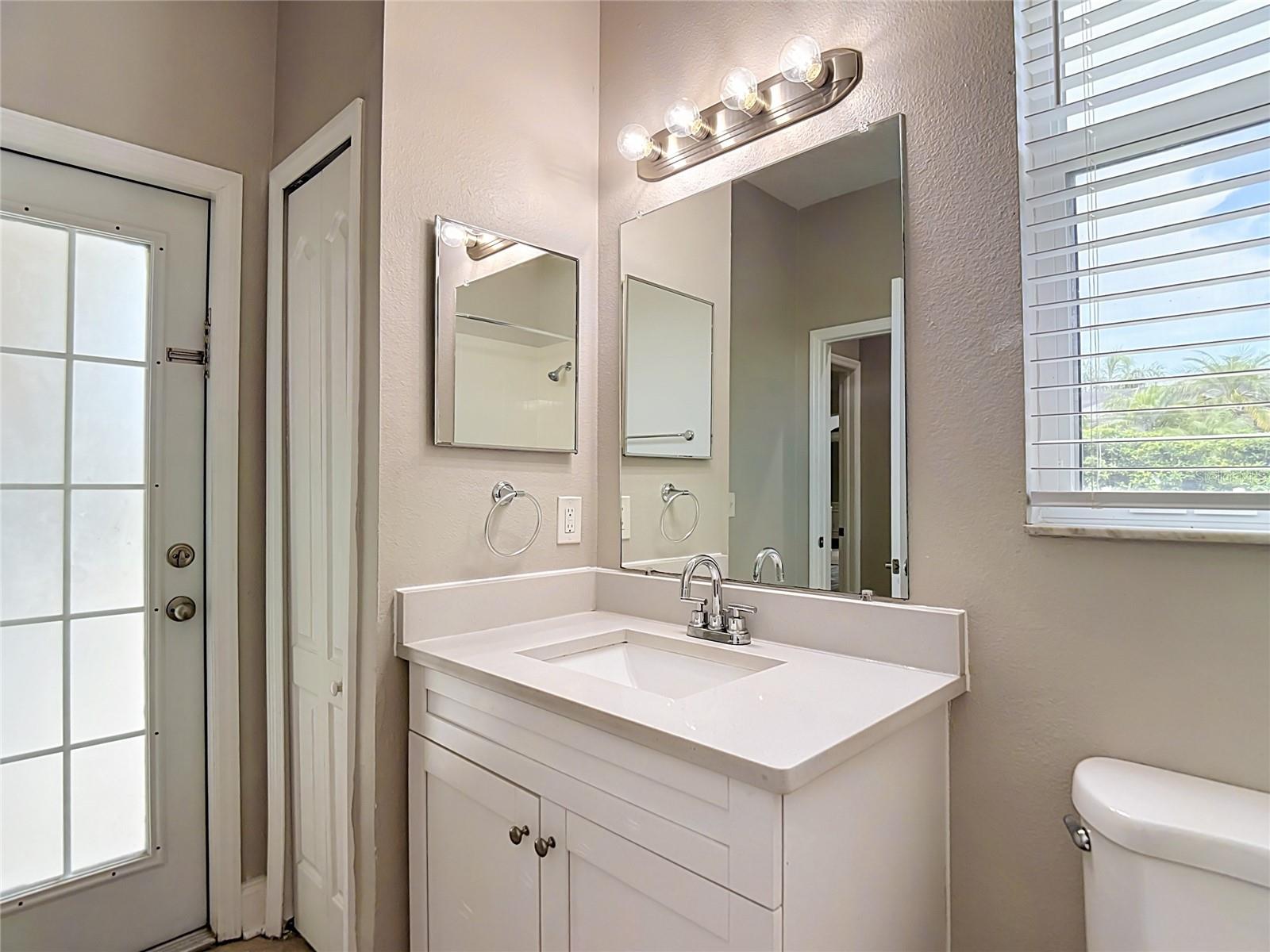 10739 Eveningwood Ct Property Photo 21