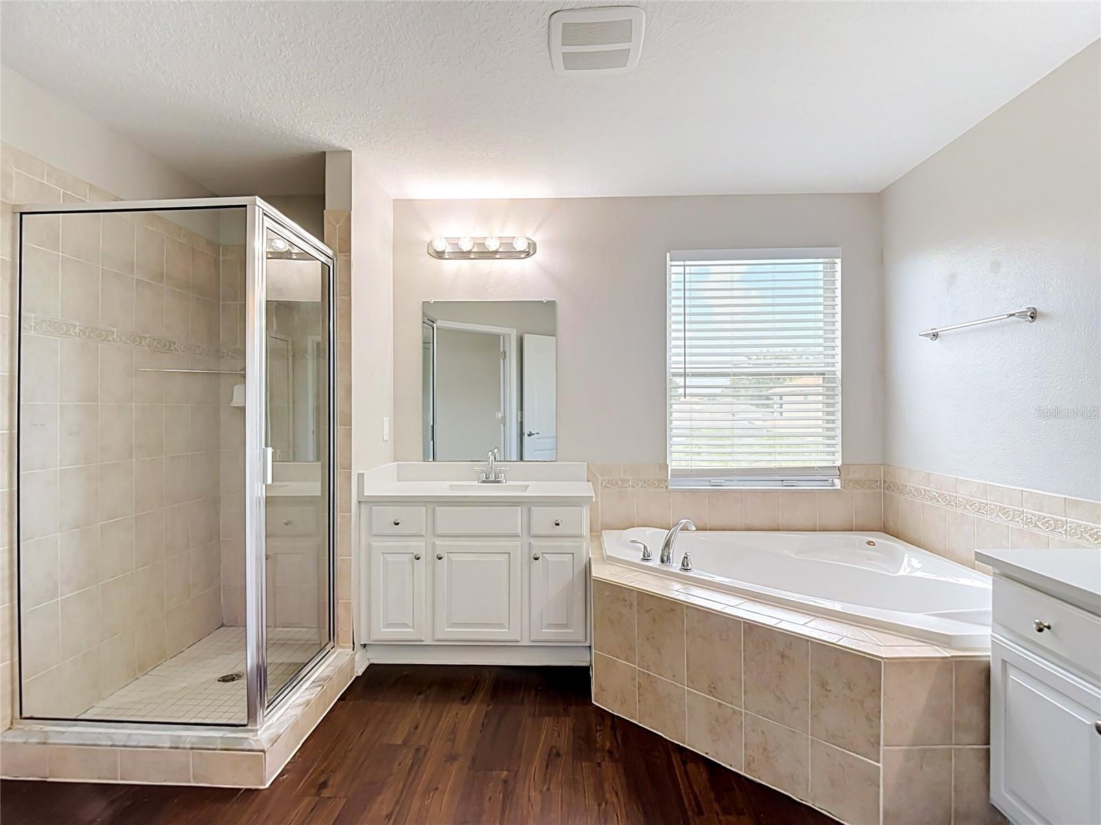 10739 Eveningwood Ct Property Photo 28
