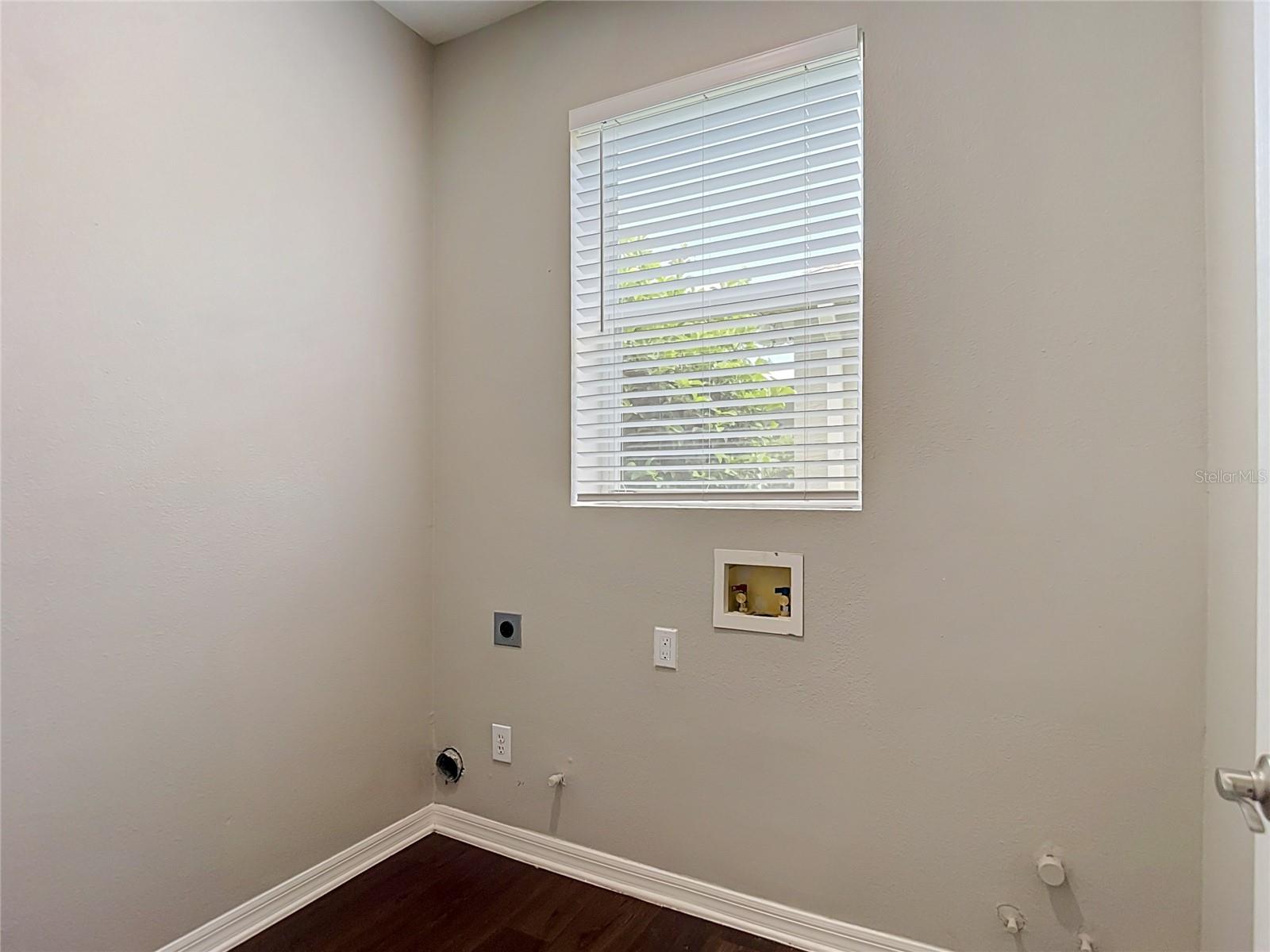 10739 Eveningwood Ct Property Photo 38