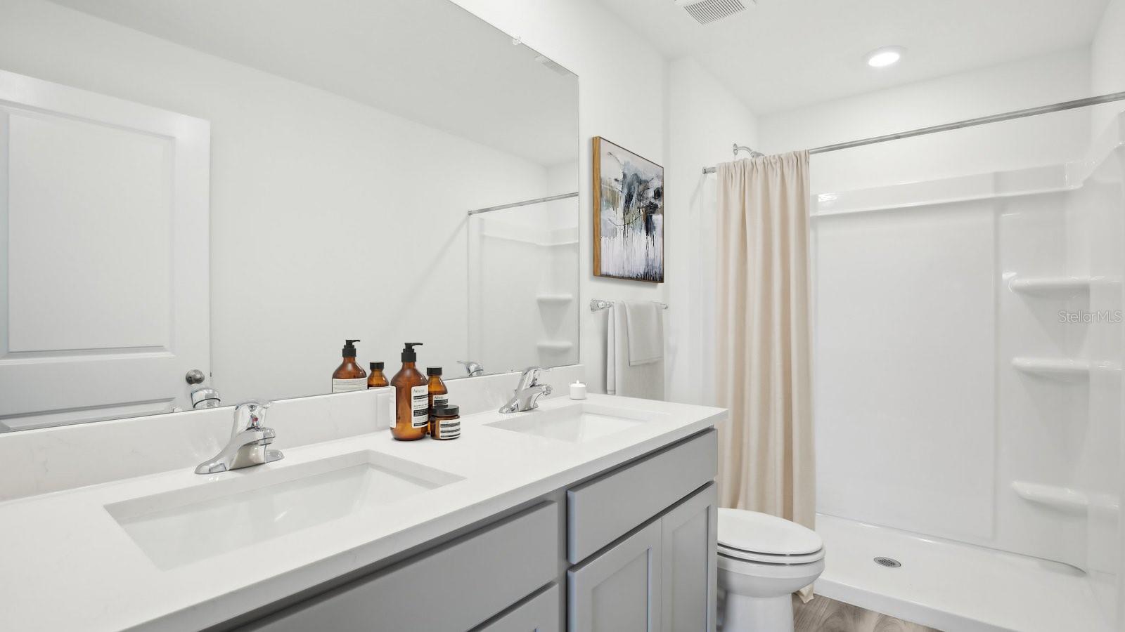 1122 Wild Clover Way Property Photo 13